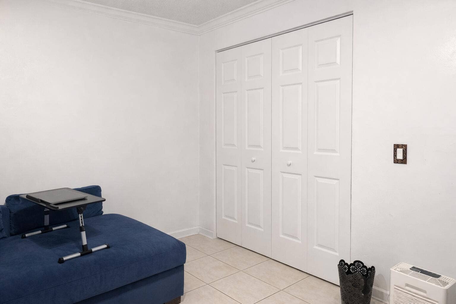 110 LAKE EMERALD Drive, #103, Oakland Park, FL 33309 Second Bedroom