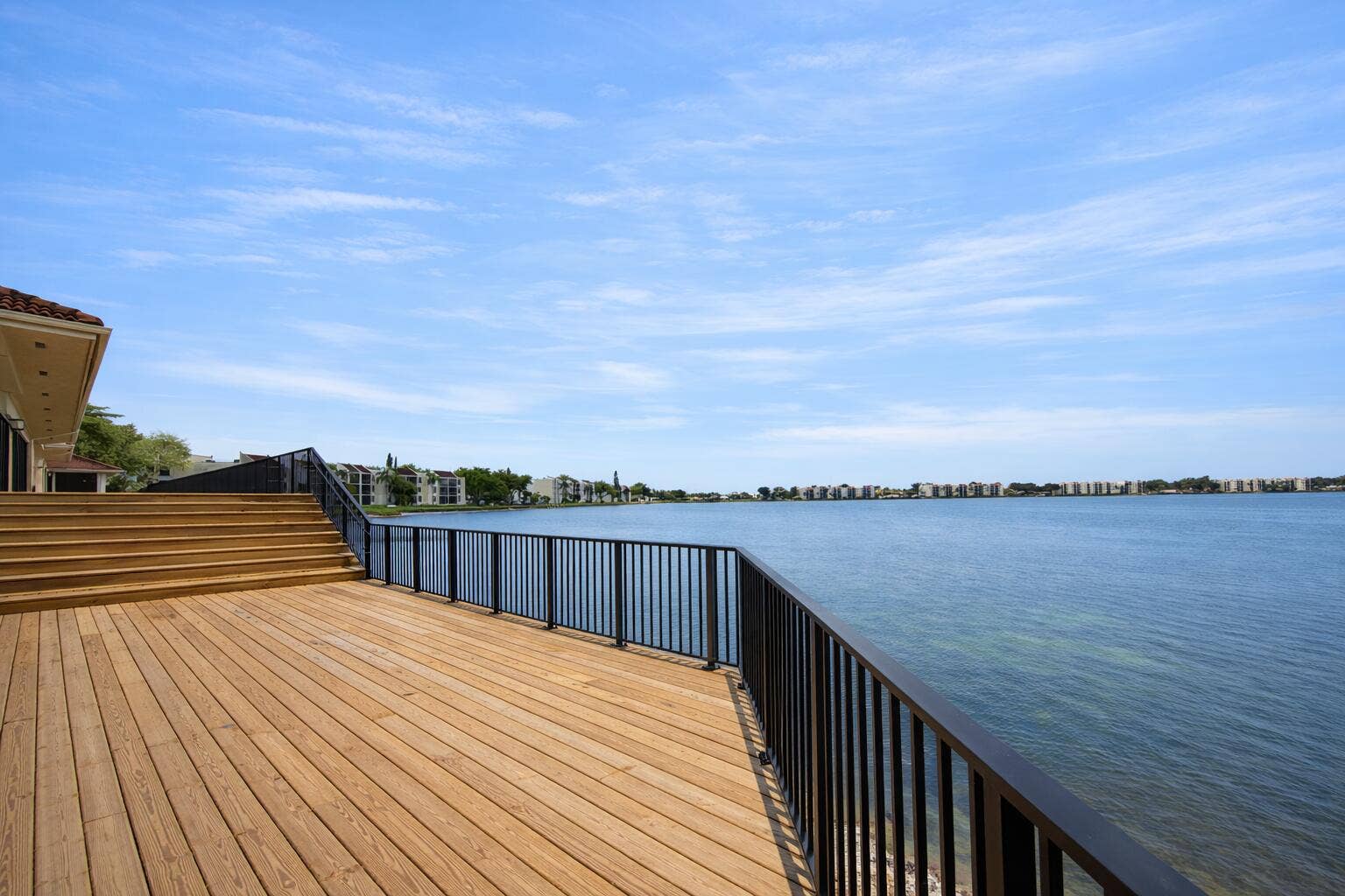 110 LAKE EMERALD Drive, #103, Oakland Park, FL 33309 Pool Clubhouse