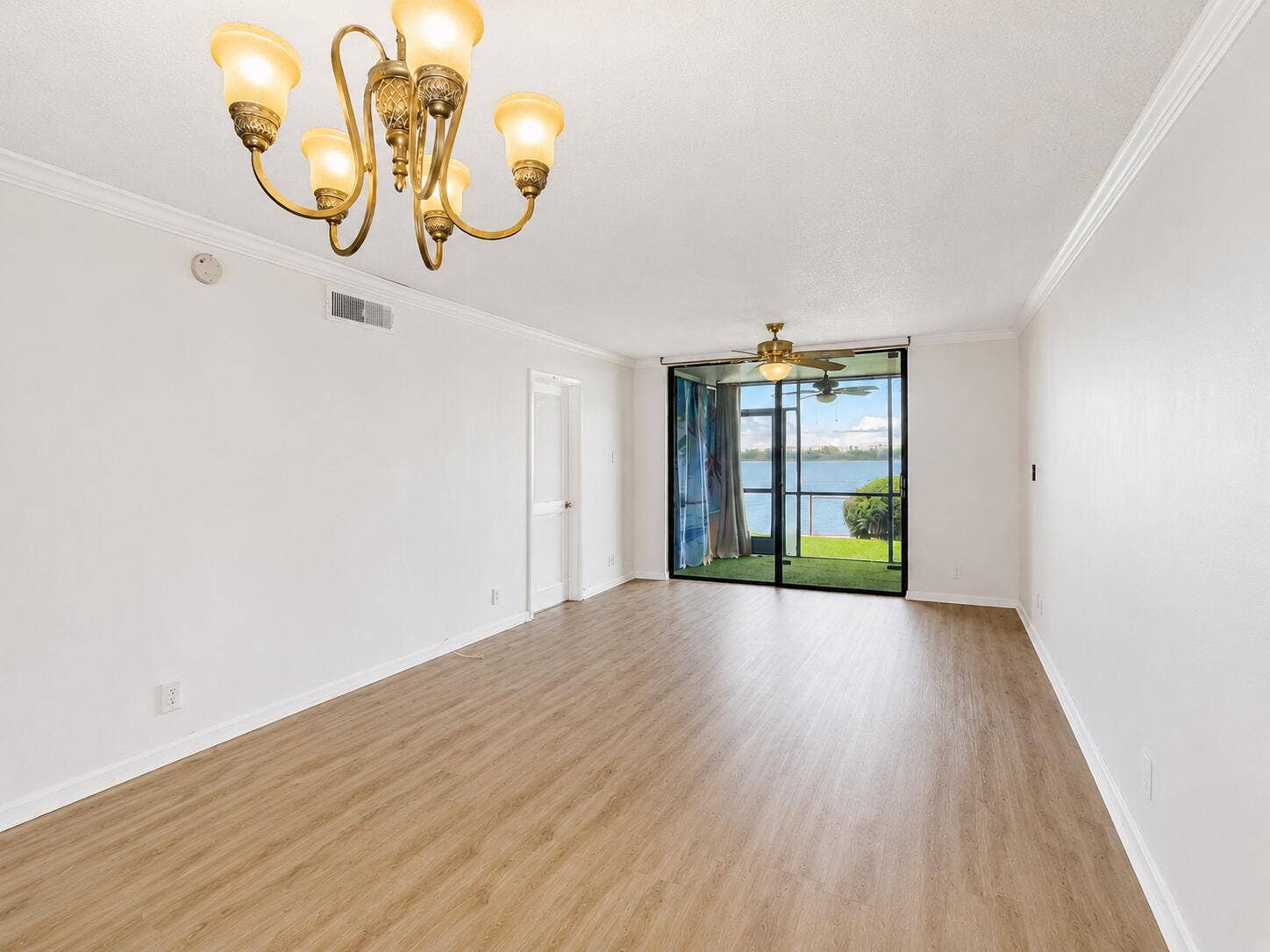 110 LAKE EMERALD Drive, #103, Oakland Park, FL 33309 Dining - Living - Patio