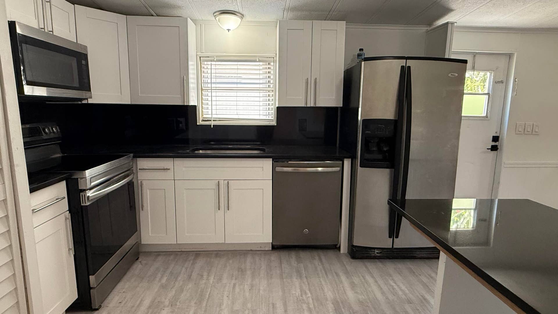 5040 SW 30TH Avenue, Dania Beach, FL 33312 IMG_5298