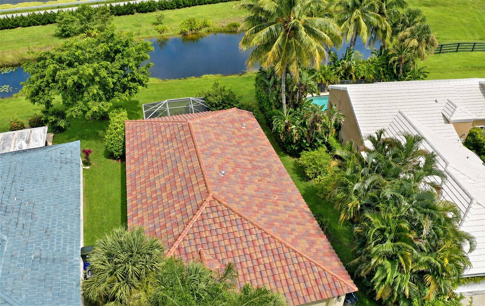 2546 COUNTRY GOLF Drive, Wellington, FL 33414 Plenty of Greenspace