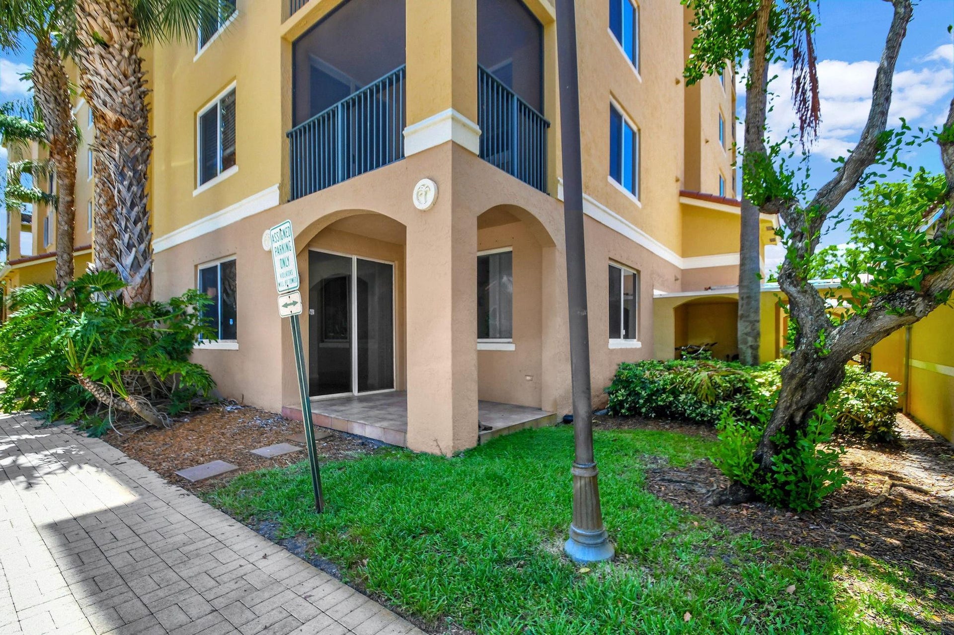 1200 Scotia Drive, #107, Hypoluxo, FL 33462 Photo 29