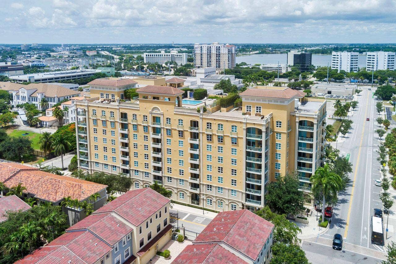 403 S Sapodilla Avenue, #203, West Palm Beach, West Palm Beach, FL 33401 IMG_5175