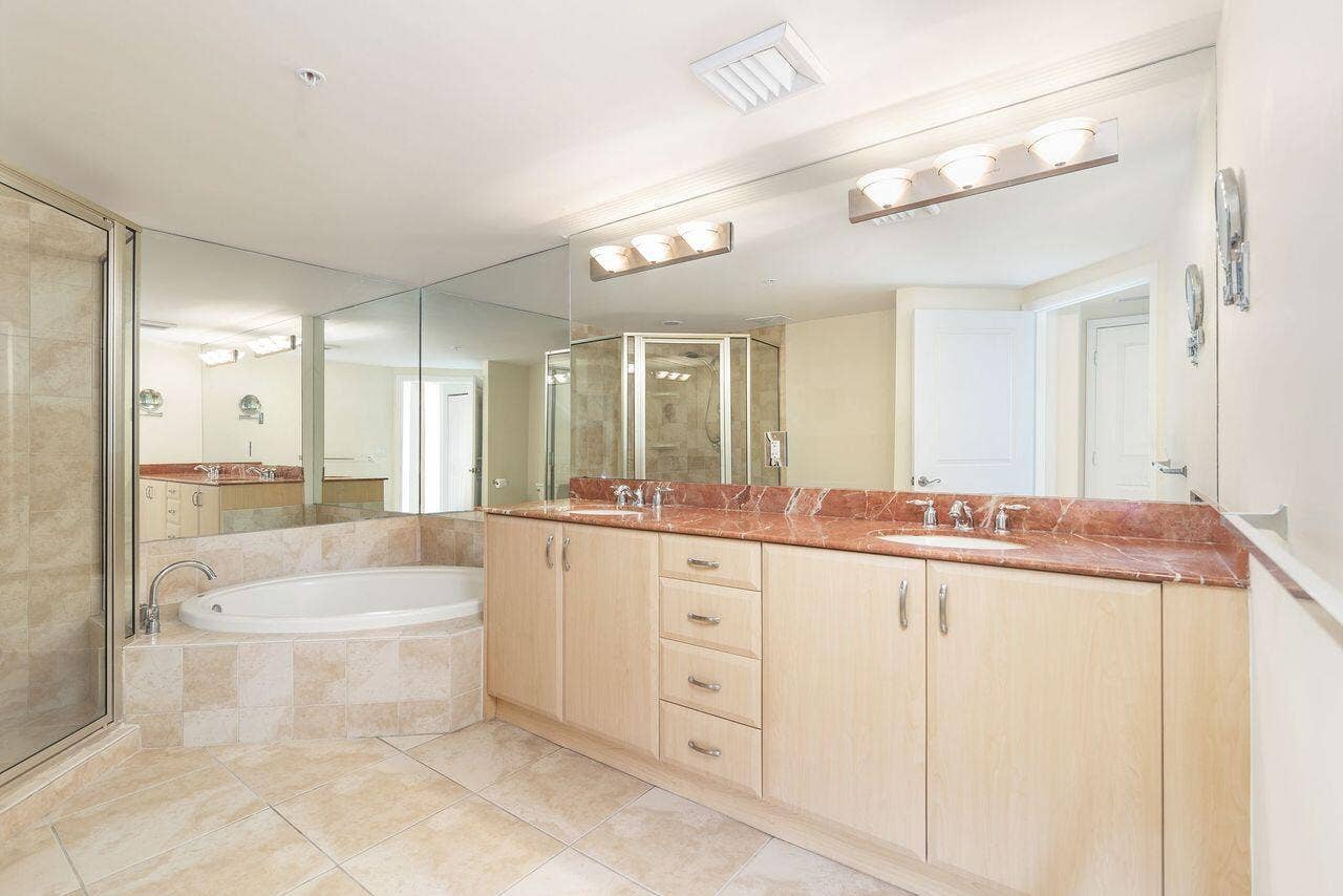 403 S Sapodilla Avenue, #203, West Palm Beach, West Palm Beach, FL 33401 IMG_5112