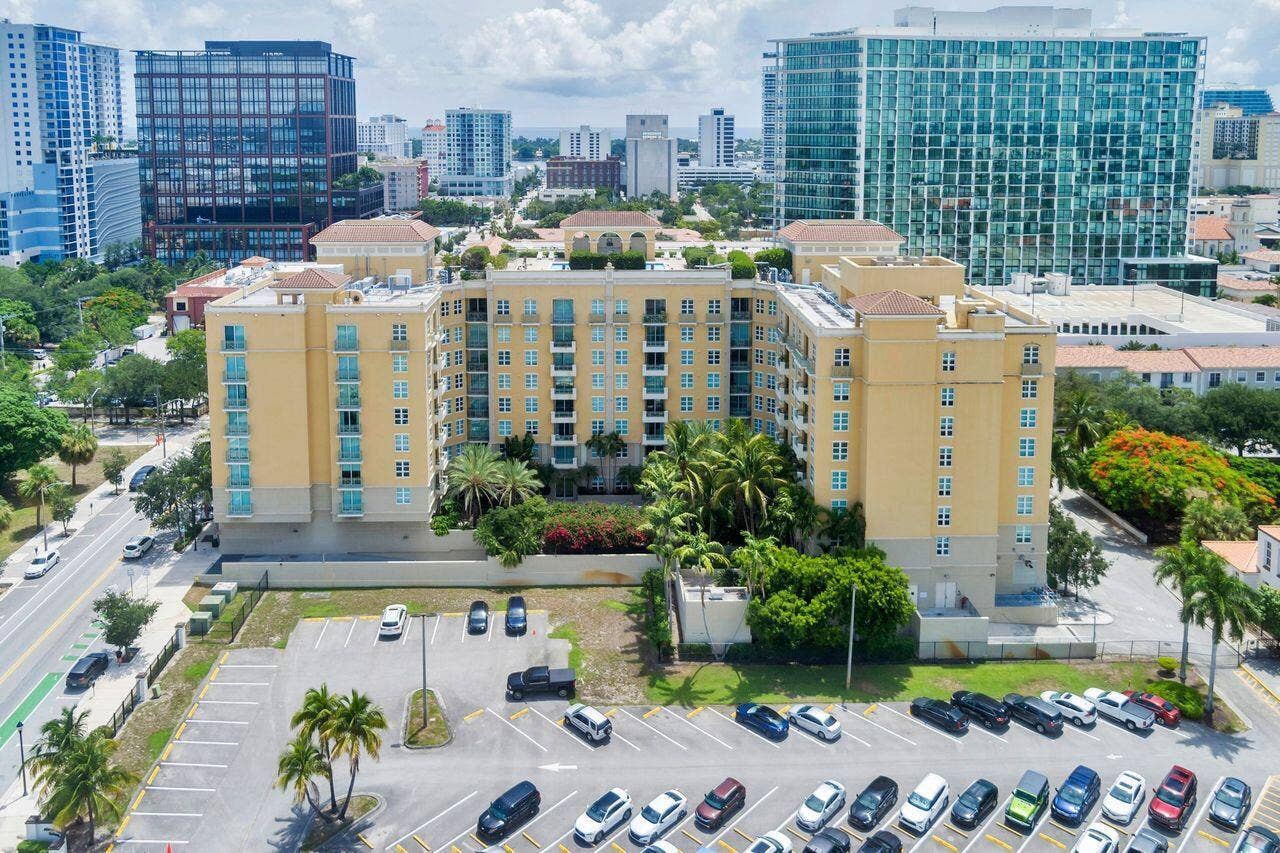 403 S Sapodilla Avenue, #203, West Palm Beach, West Palm Beach, FL 33401 IMG_5173
