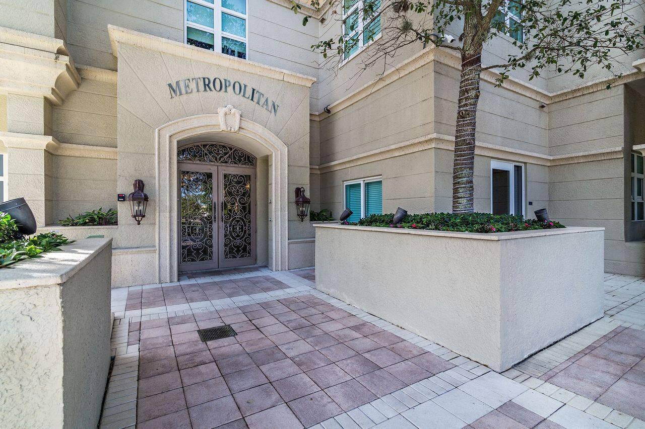 403 S Sapodilla Avenue, #203, West Palm Beach, West Palm Beach, FL 33401 IMG_5167