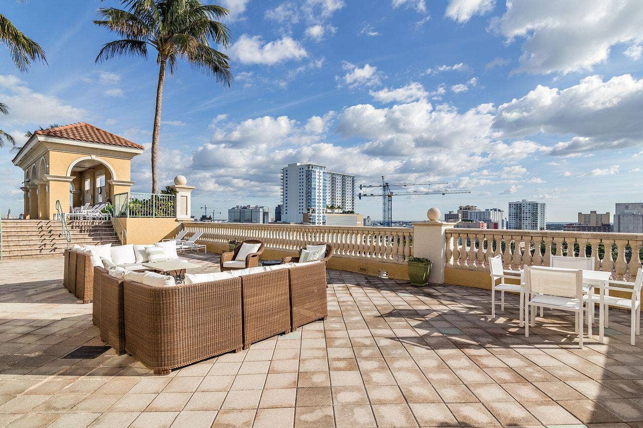 403 S Sapodilla Avenue, #203, West Palm Beach, West Palm Beach, FL 33401 IMG_5161