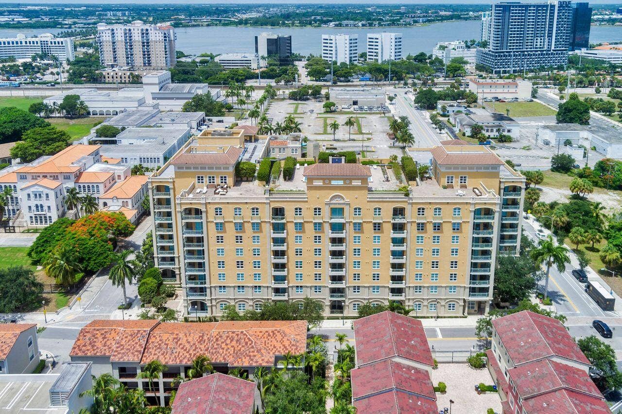 403 S Sapodilla Avenue, #203, West Palm Beach, West Palm Beach, FL 33401 IMG_5177