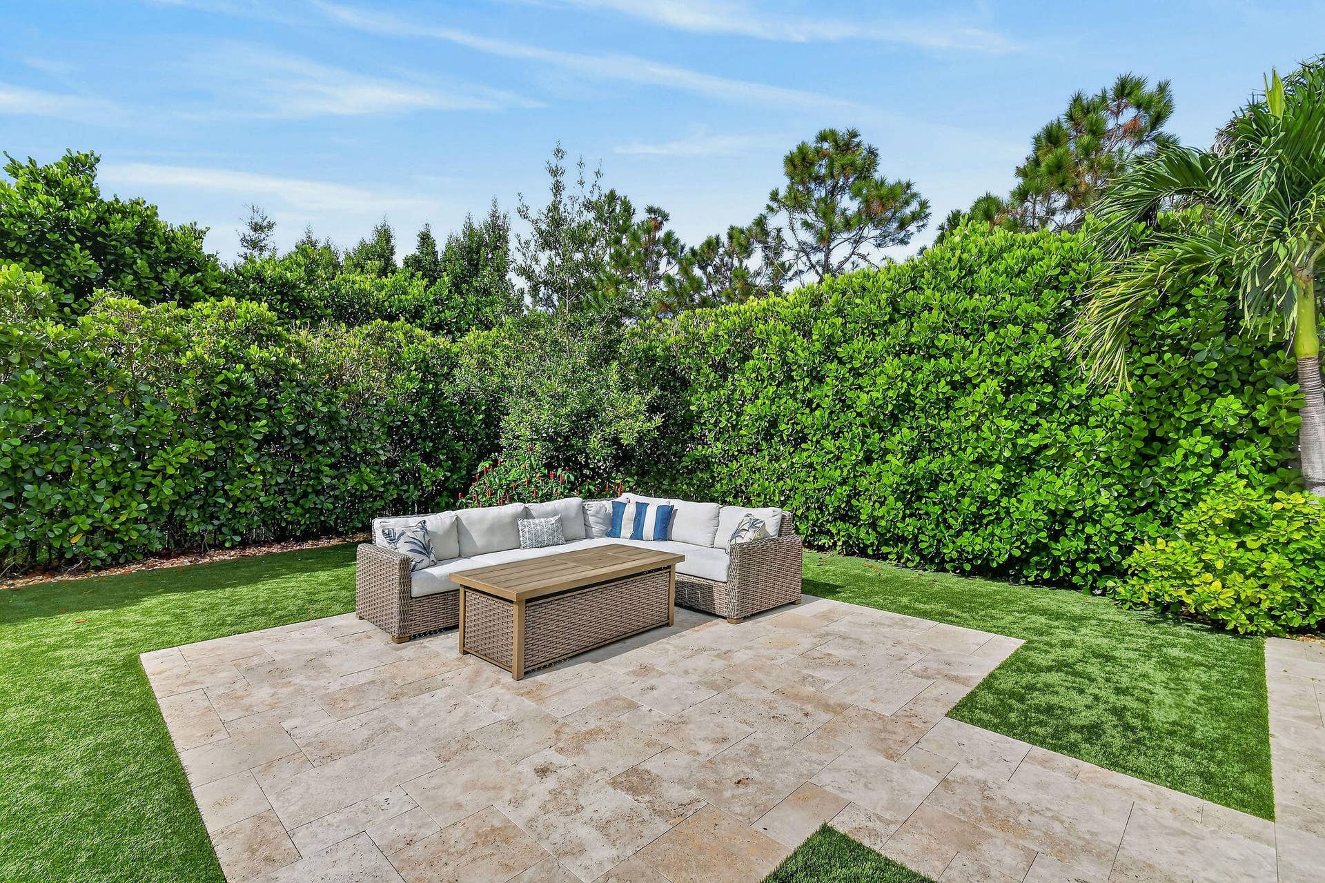 19966 SE Gallberry Drive, Jupiter, FL 33458 19966SEGallberryDr-Sept2026(115)