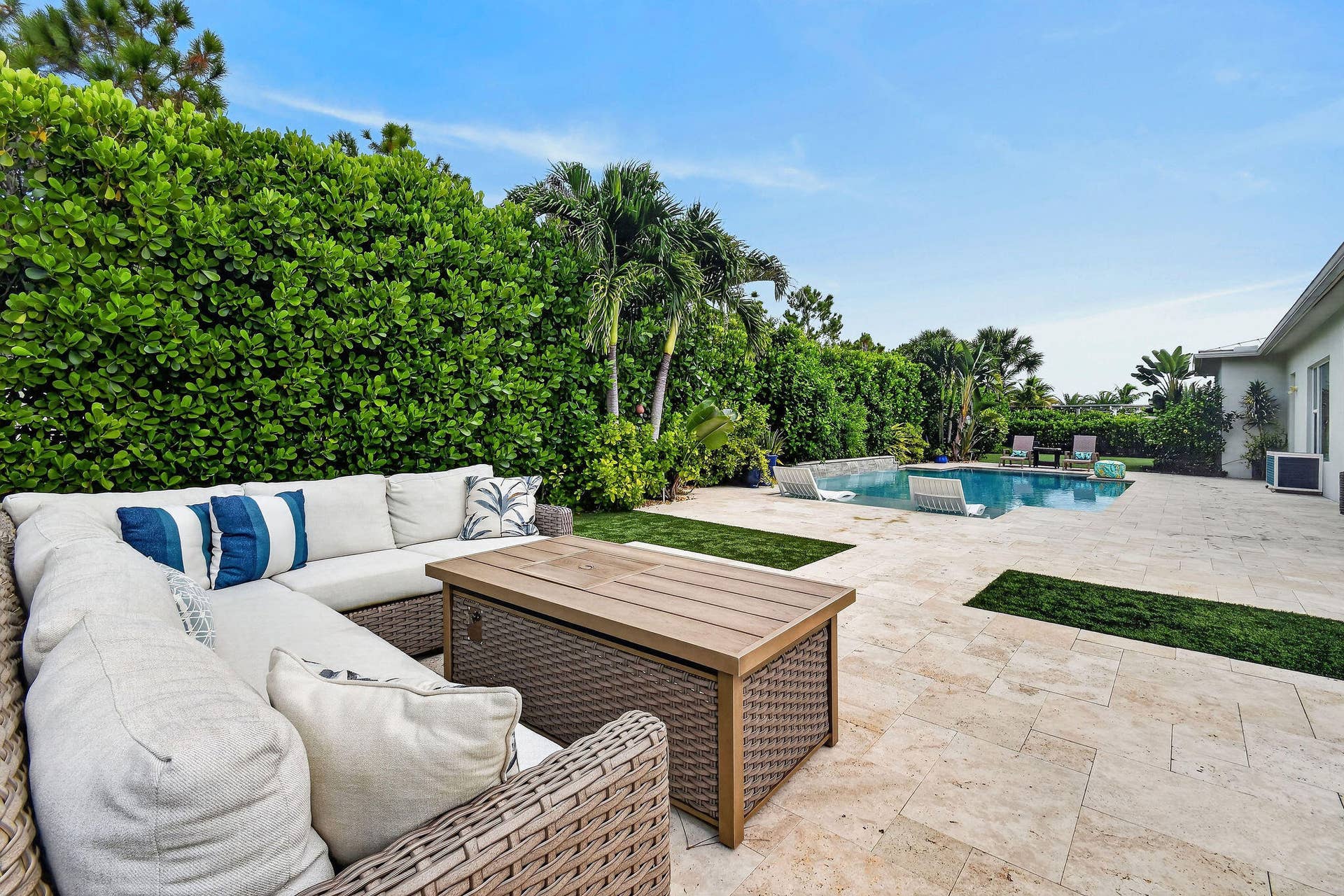 19966 SE Gallberry Drive, Jupiter, FL 33458 19966SEGallberryDr-Sept2026(117)