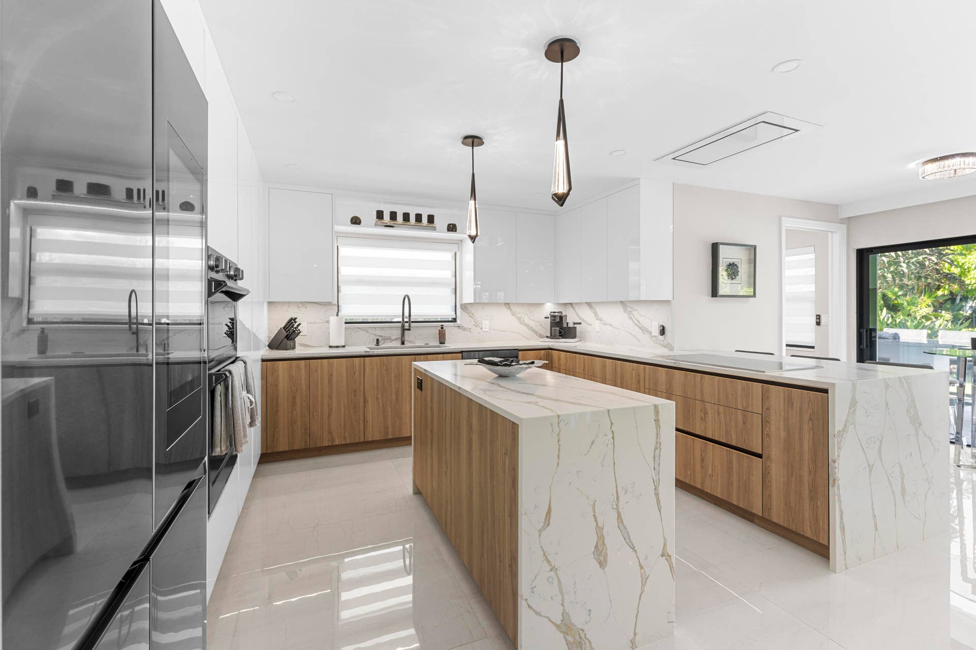 612 PINE LAKE Drive, Delray Beach, FL 33445 Kitchen