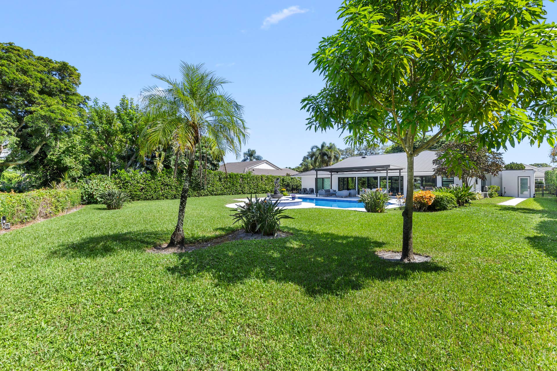 612 PINE LAKE Drive, Delray Beach, FL 33445 Backyard