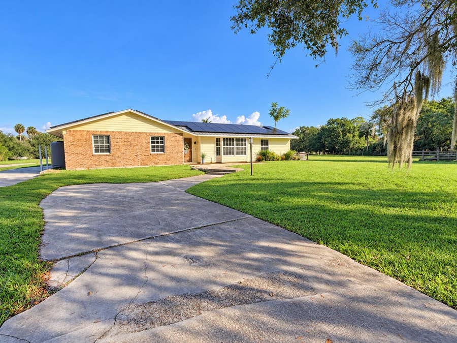 Property photo for 5663 SW QUAIL HOLLOW Trail, Palm City, FL