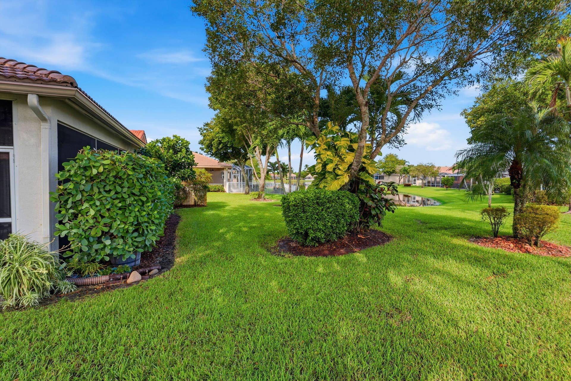 9299 Sapphire Cove Drive, West Palm Beach, FL 33411 60-web-or-mls-036_0E2A3115