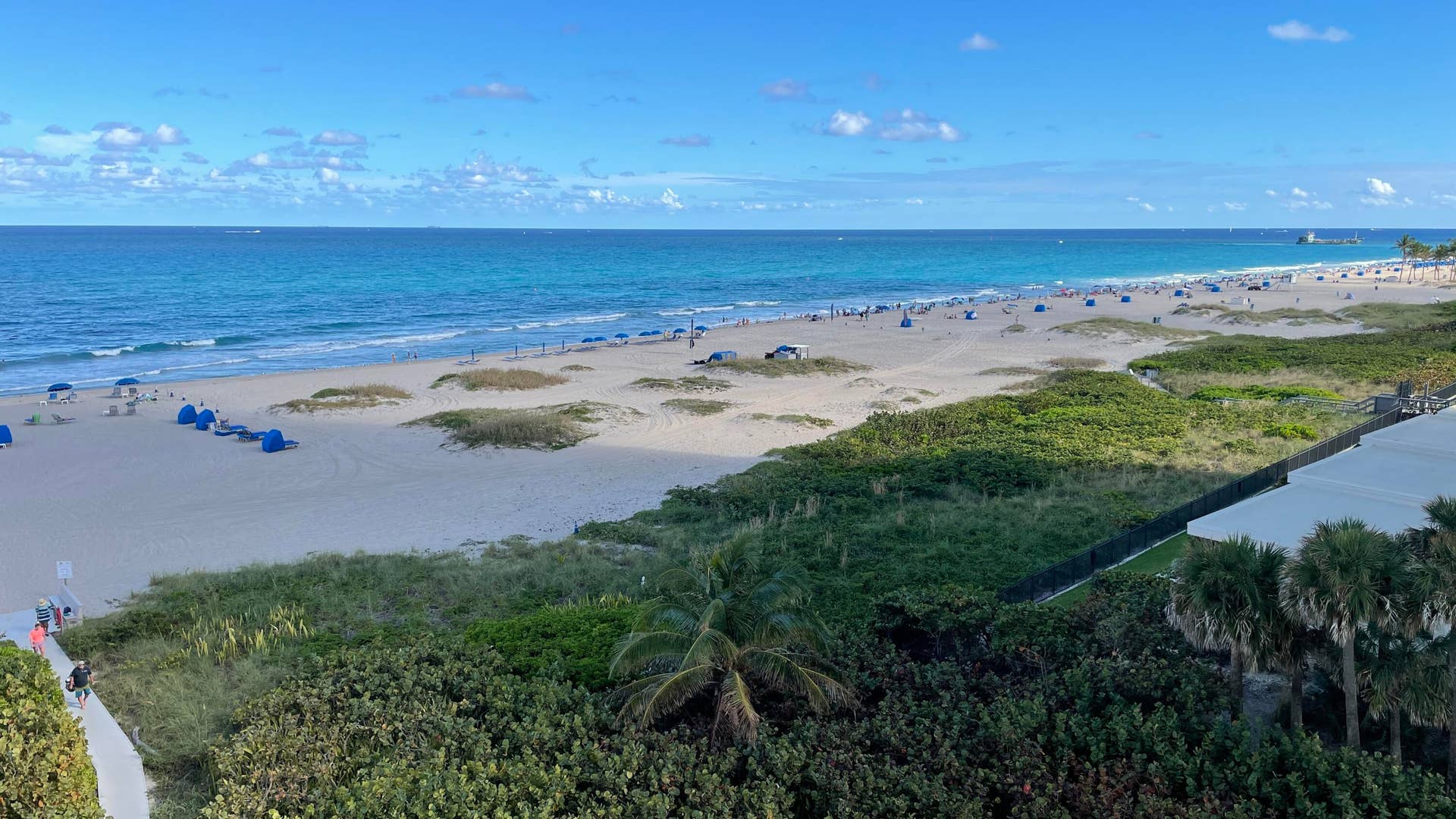 2800 N Ocean Drive, Riviera Beach, FL 33404 balcony8