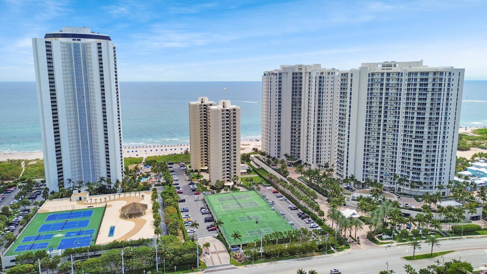 2800 N Ocean Drive, Riviera Beach, FL 33404 dr-001