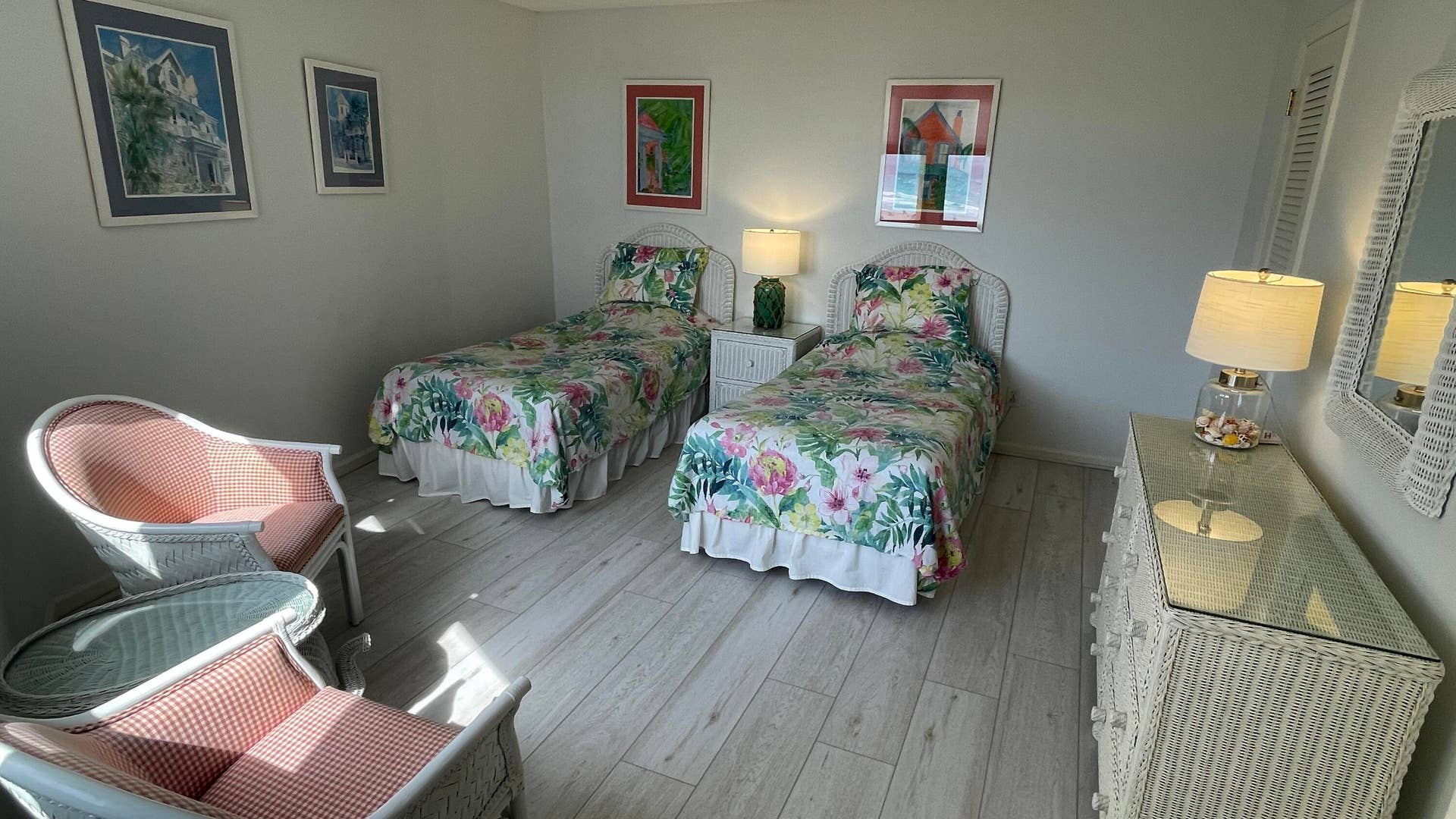 2800 N Ocean Drive, Riviera Beach, FL 33404 guest1