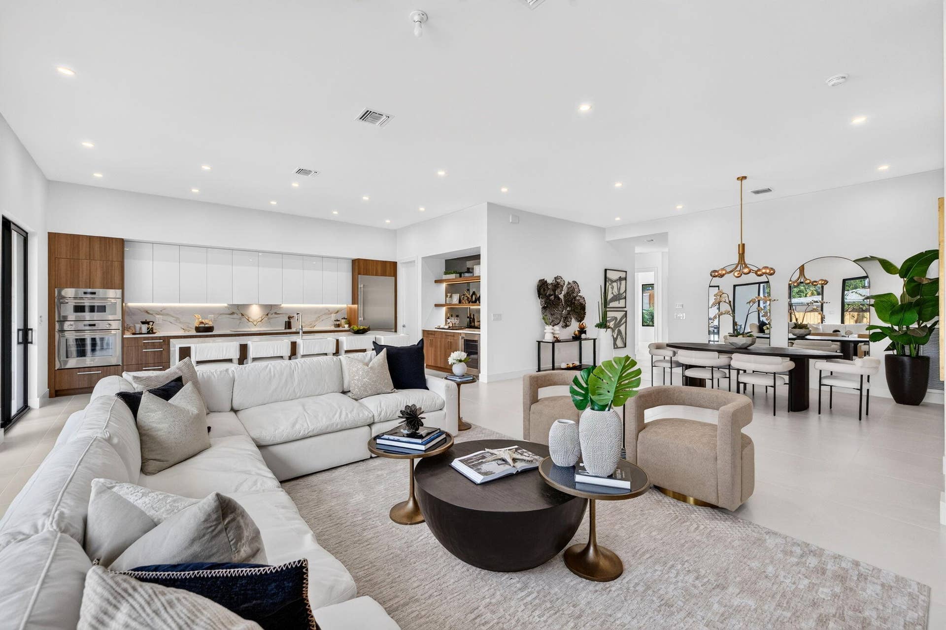 1781 NE 18TH Street, Fort Lauderdale, FL 33305 Open Floor Plan