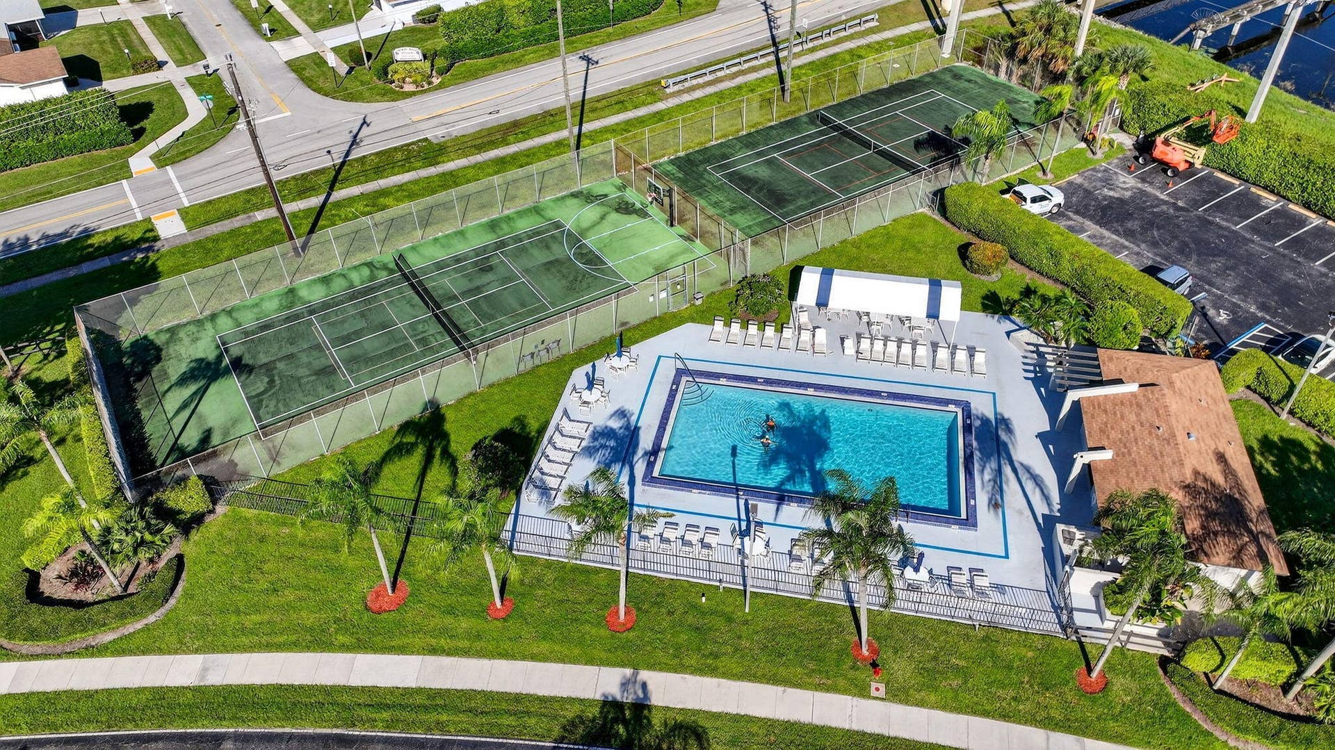 13213 LUCINDA PALM Court, #D, Delray Beach, FL 33484 54-web-or-mls-DJI_0615