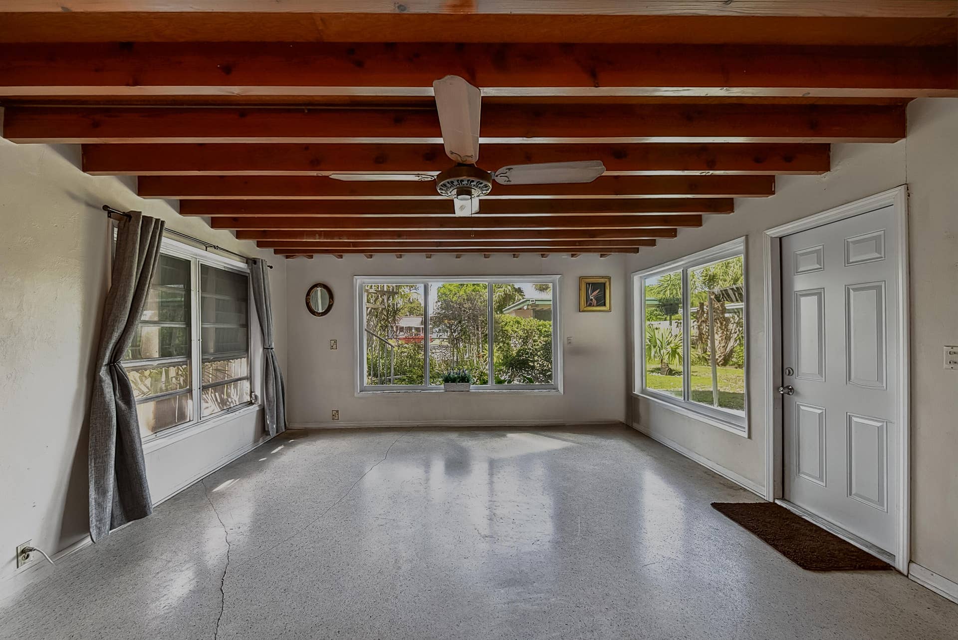 116 NE 22nd Street, Wilton Manors, FL 33305 Living room