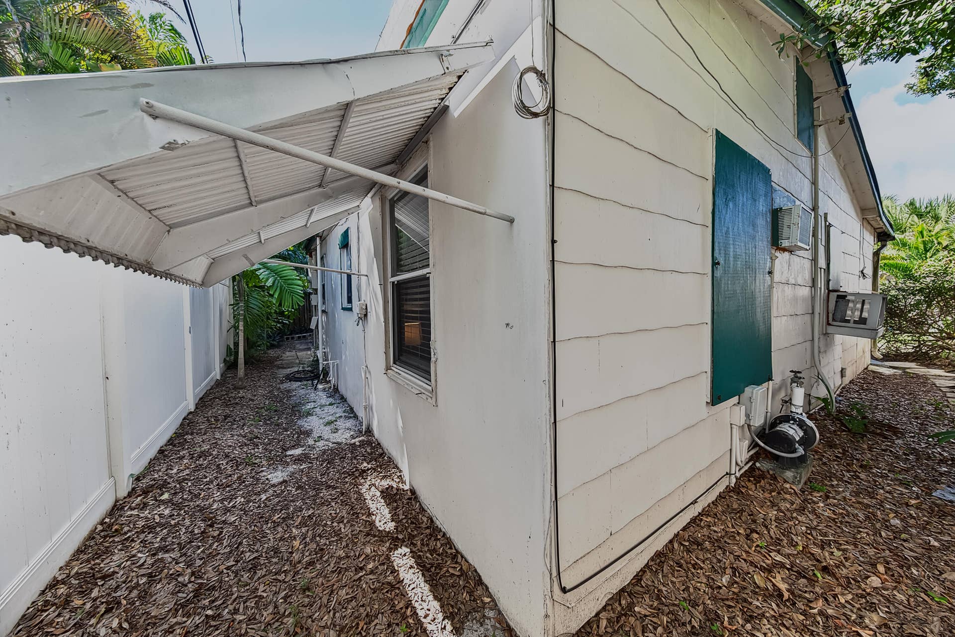 116 NE 22nd Street, Wilton Manors, FL 33305 Sadie116-37