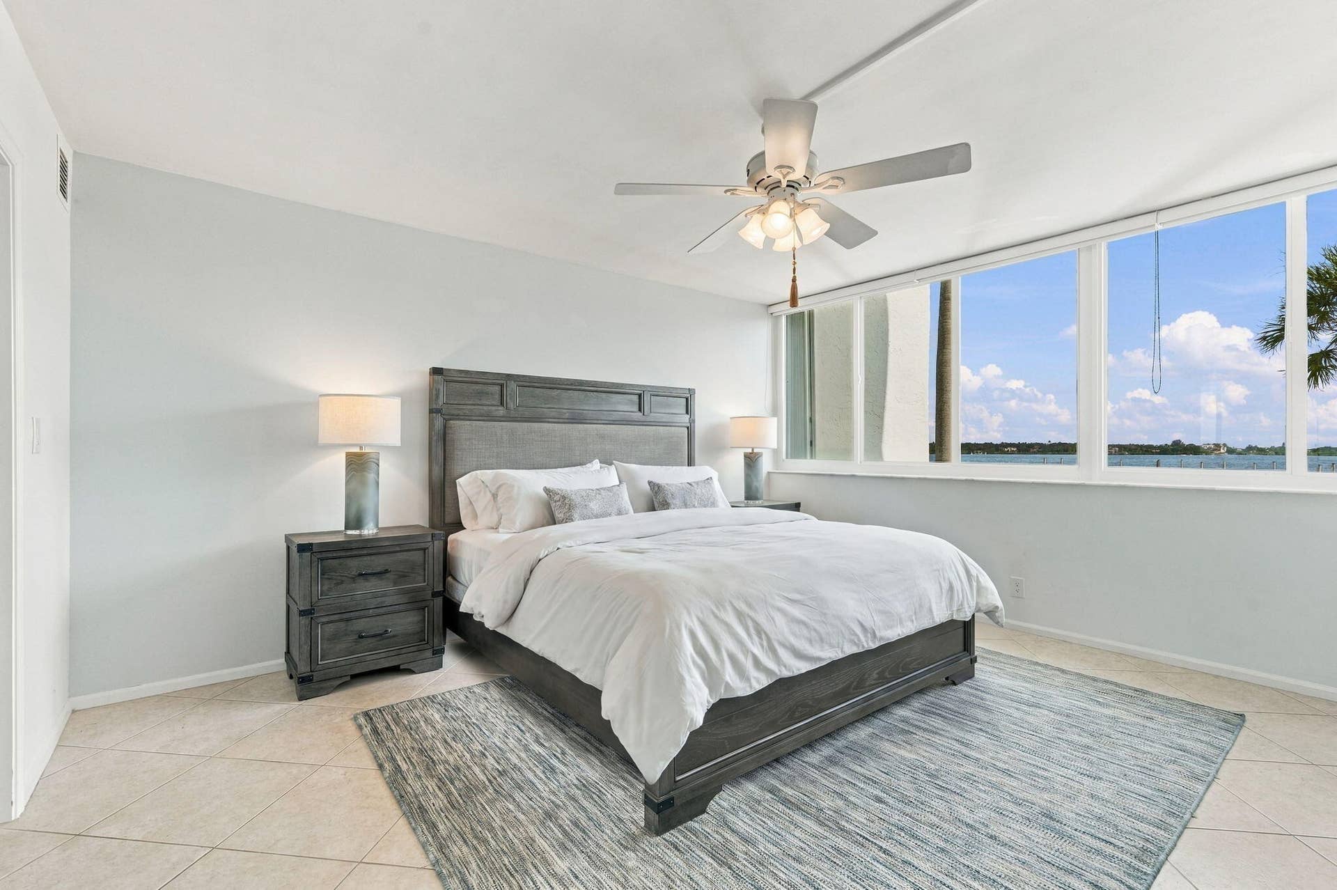 8200 Lakeshore Drive, #2020, Hypoluxo, FL 33462 secondarybedroomwithobstructedview