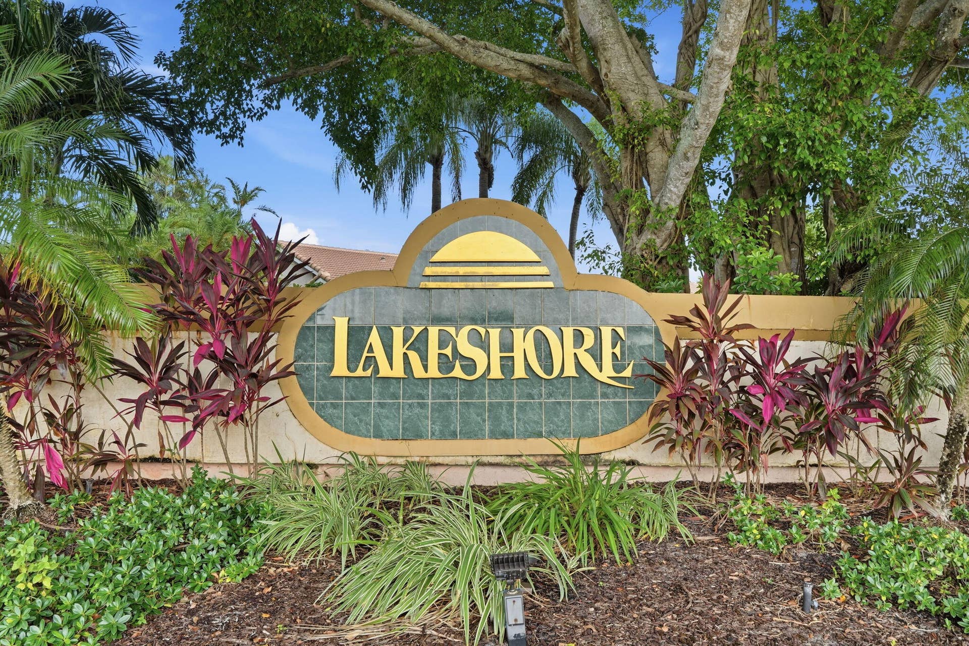 8200 Lakeshore Drive, #2020, Hypoluxo, FL 33462 lakeshoresign