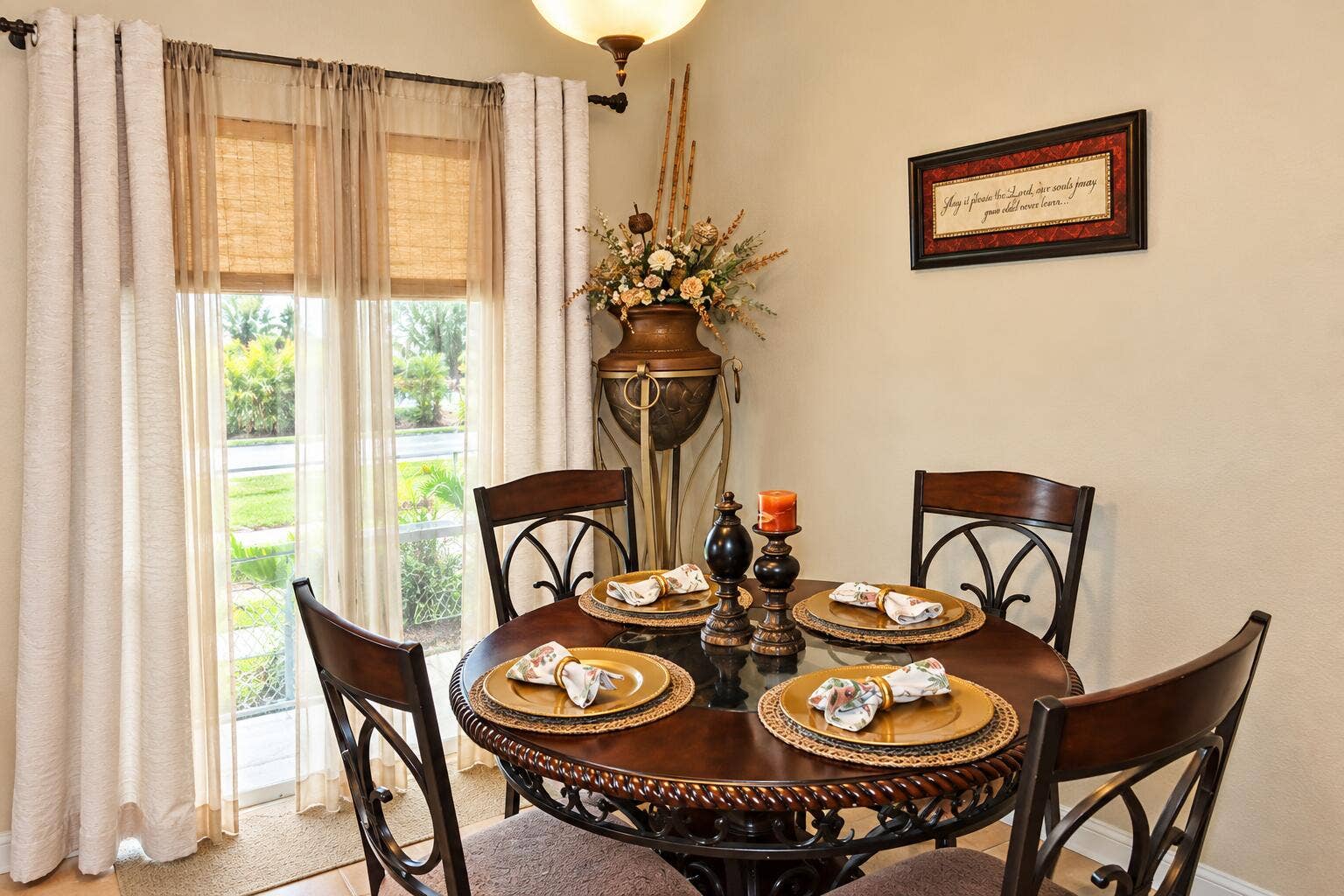 2711 NE 4 Street, #101, Homestead, FL 33033 Dining Room
