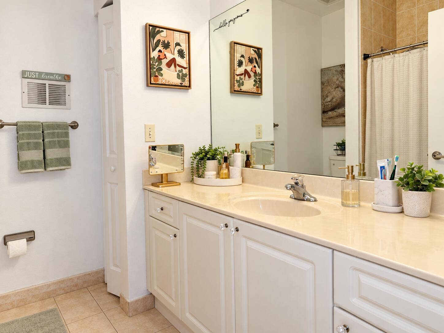 2711 NE 4 Street, #101, Homestead, FL 33033 Master Bath
