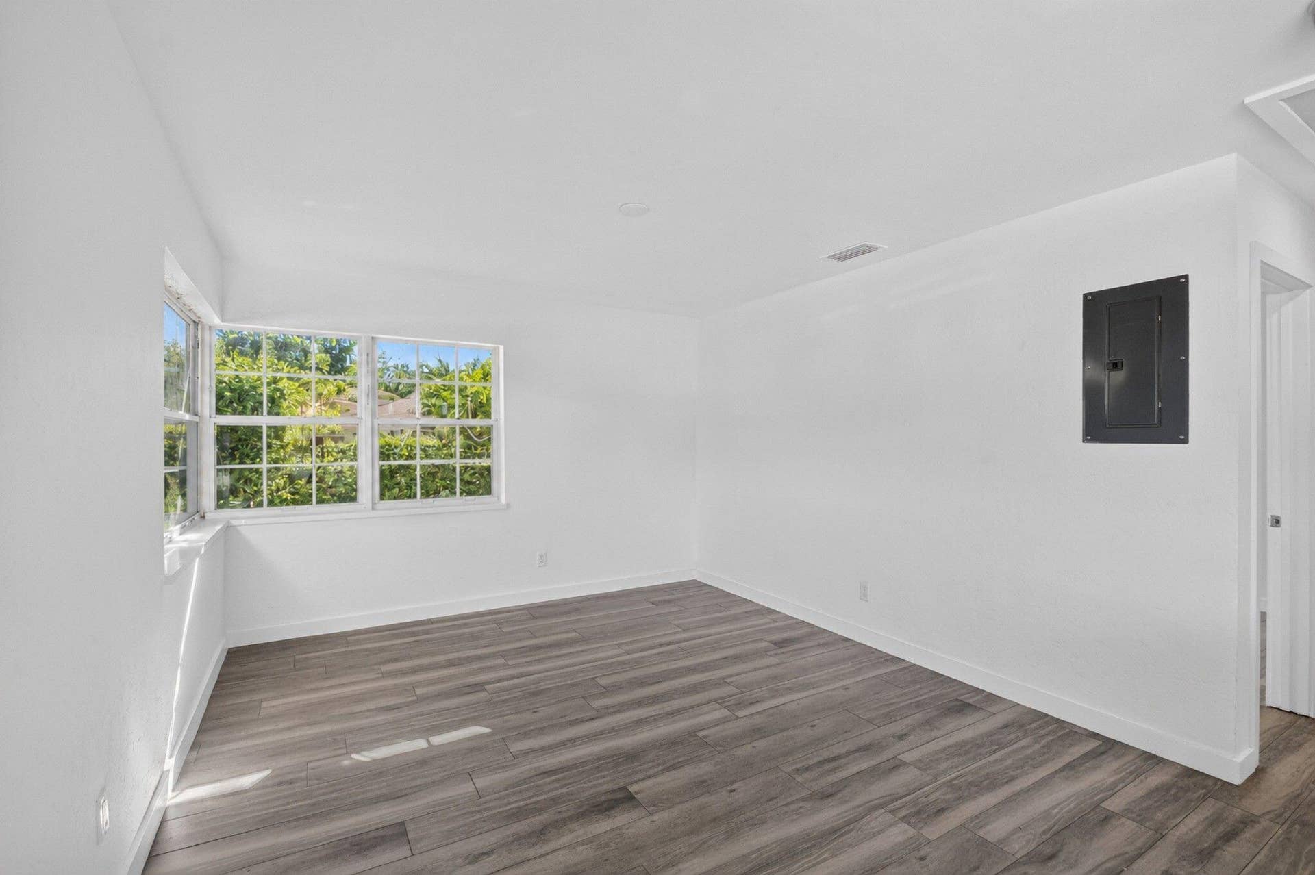 426 50th Street, #1, West Palm Beach, FL 33407 9-web-or-mls-DSC_5082