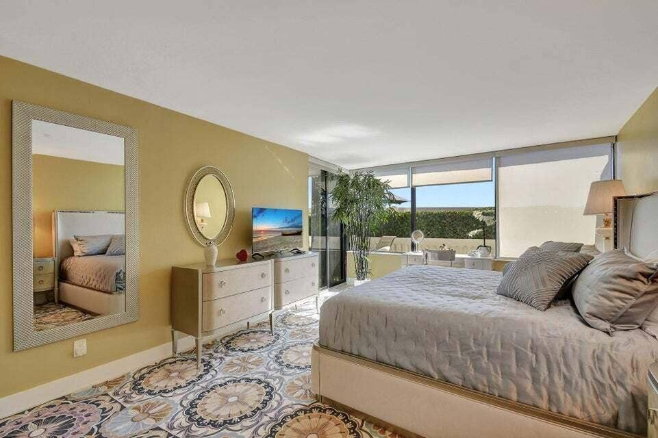 3590 S OCEAN Boulevard, #104, South Palm Beach, FL 33480 Primary Bedroom b