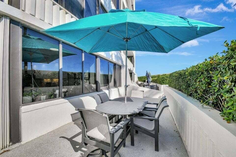 3590 S OCEAN Boulevard, #104, South Palm Beach, FL 33480 Patio h