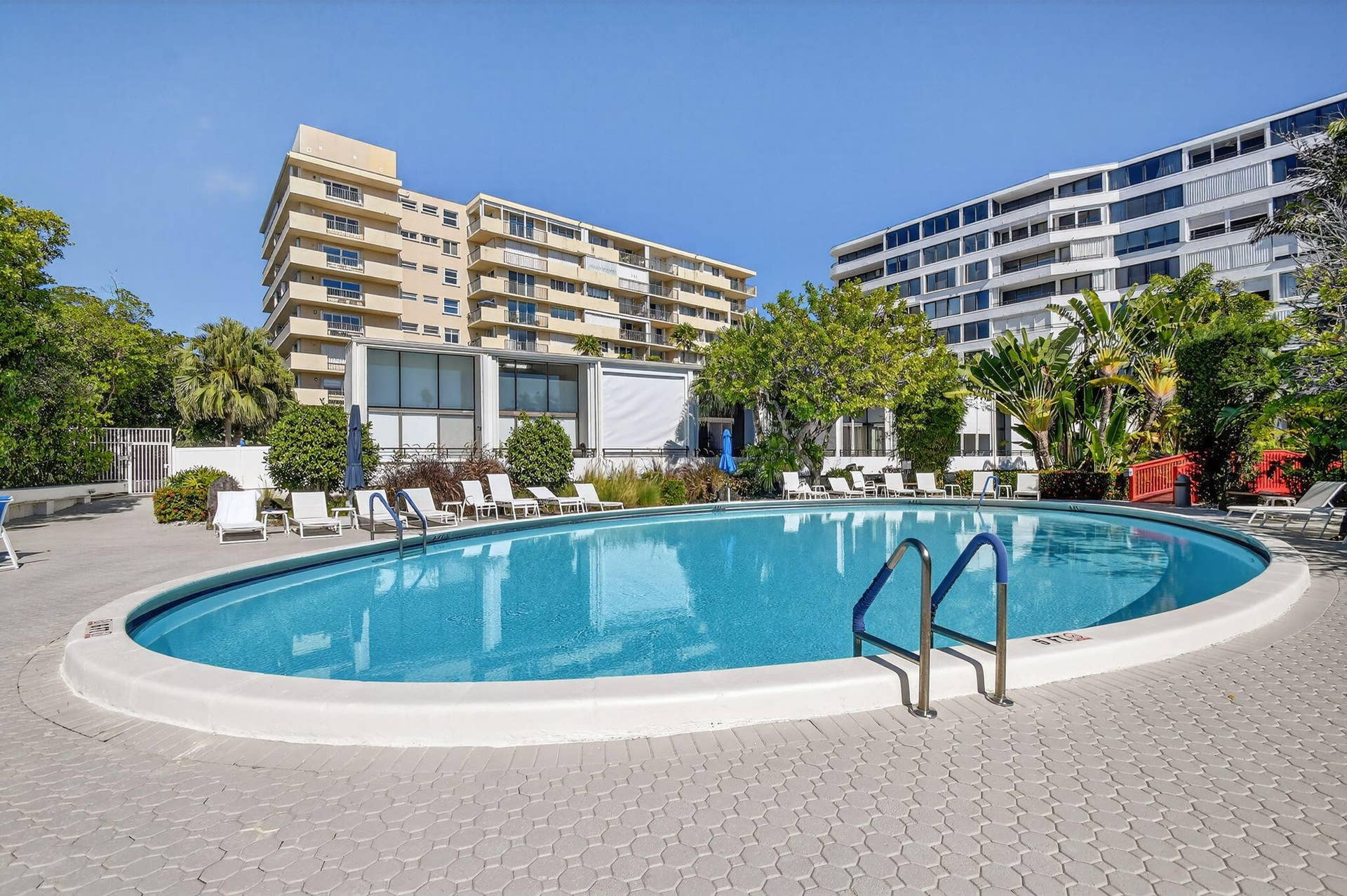 3590 S OCEAN Boulevard, #104, South Palm Beach, FL 33480 110-web-or-mls-DSC_6379