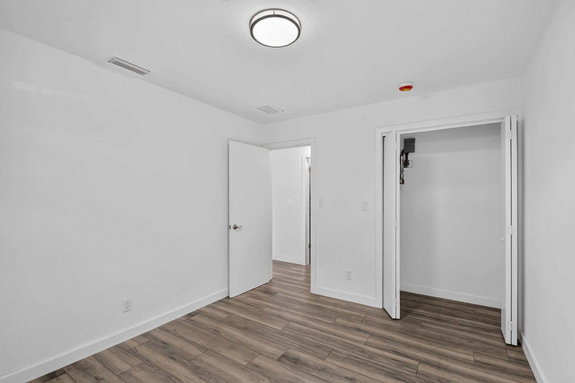 426 50th Street, #2, West Palm Beach, FL 33407 25-web-or-mls-DSC_5177