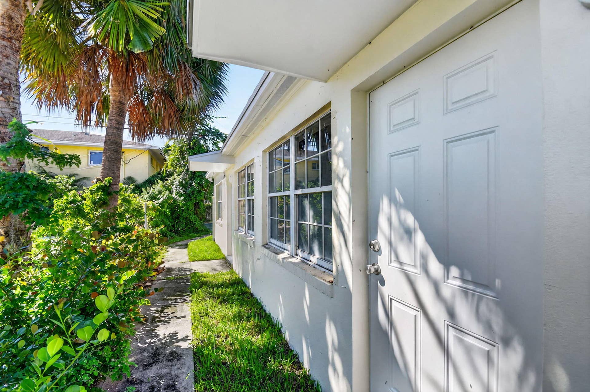 426 50th Street, #2, West Palm Beach, FL 33407 16-web-or-mls-DSC_5222