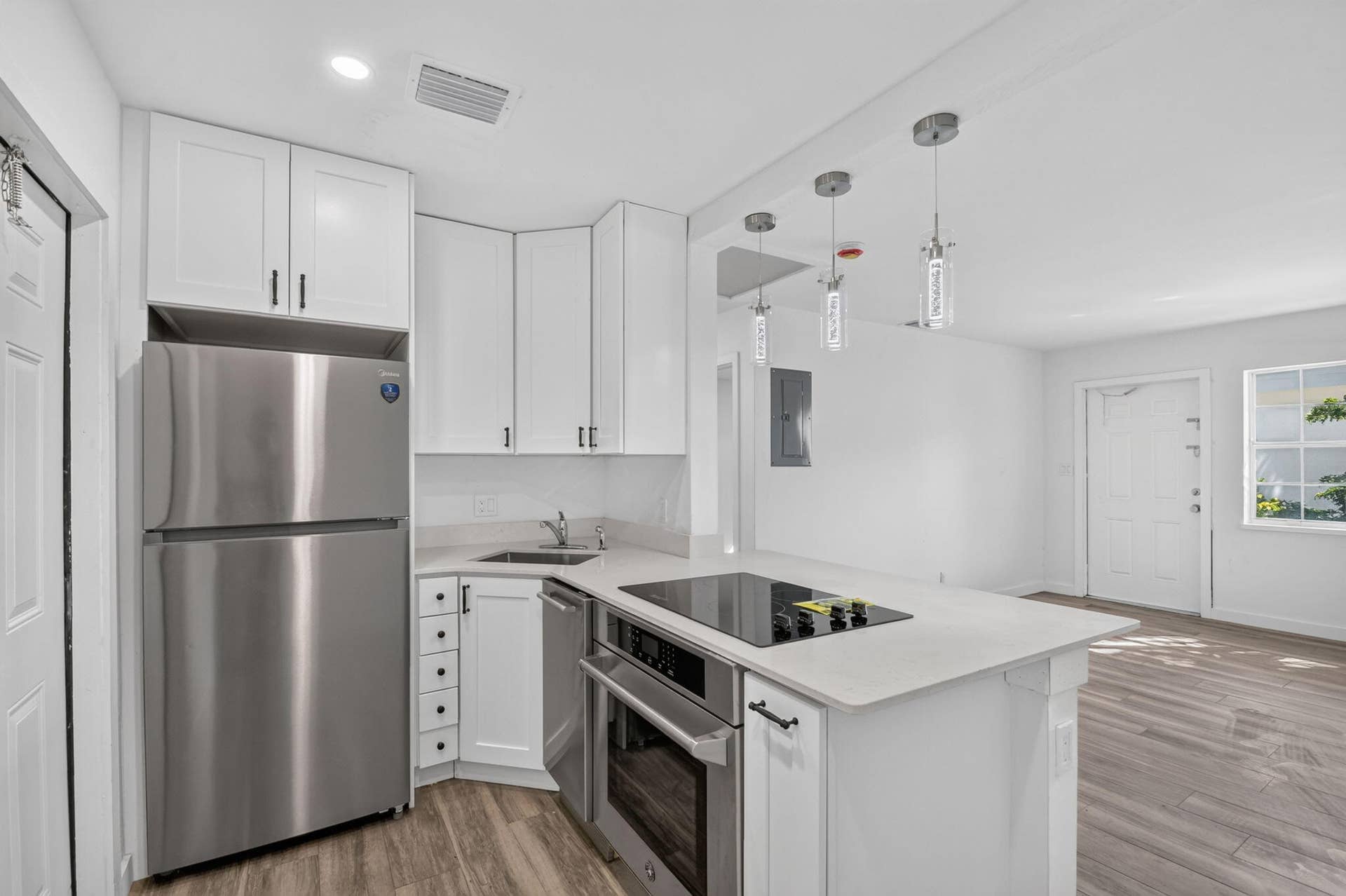 426 50th Street, #2, West Palm Beach, FL 33407 19-web-or-mls-DSC_5147