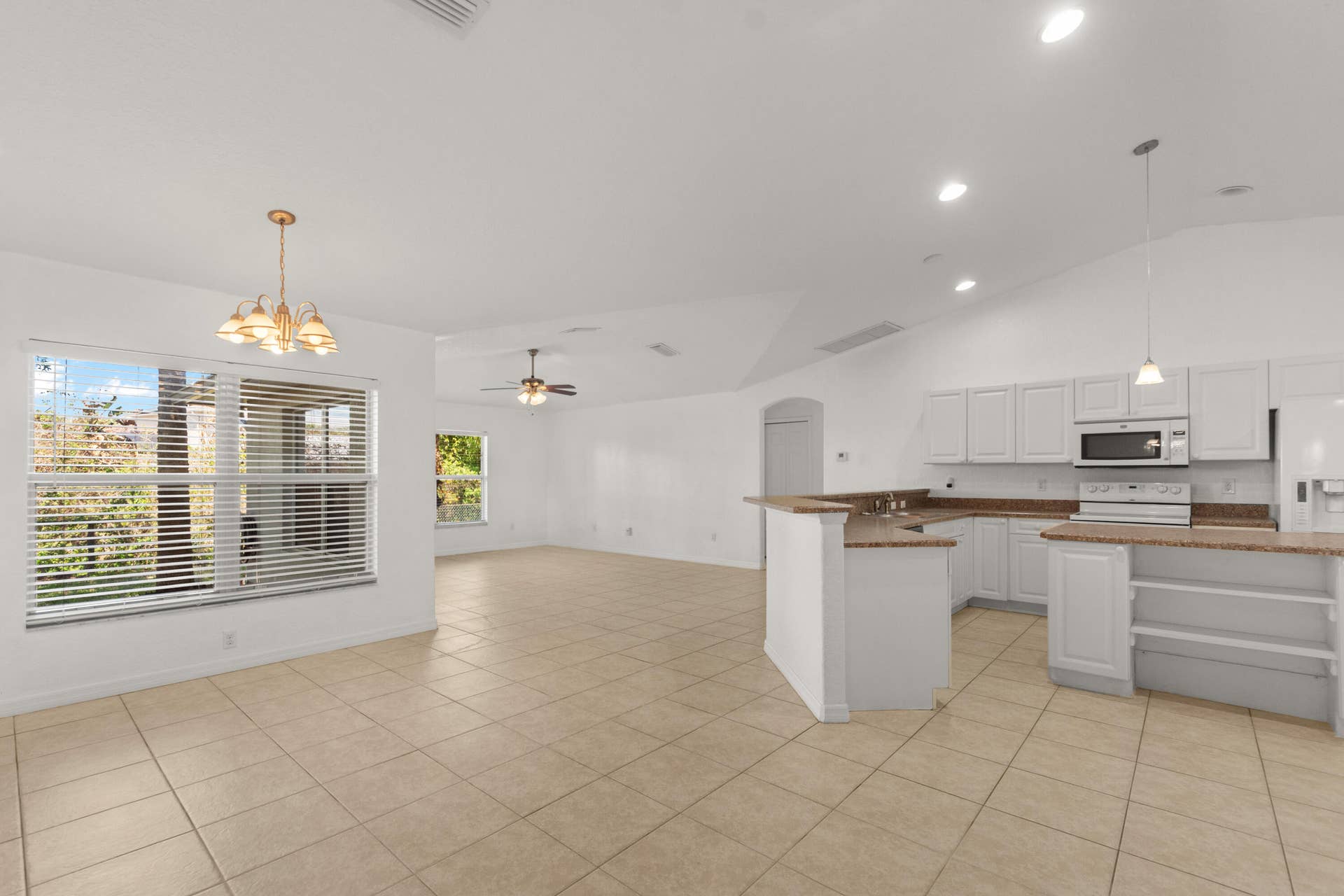 619 CARNIVAL Terrace, Sebastian, FL 32958 Image00011