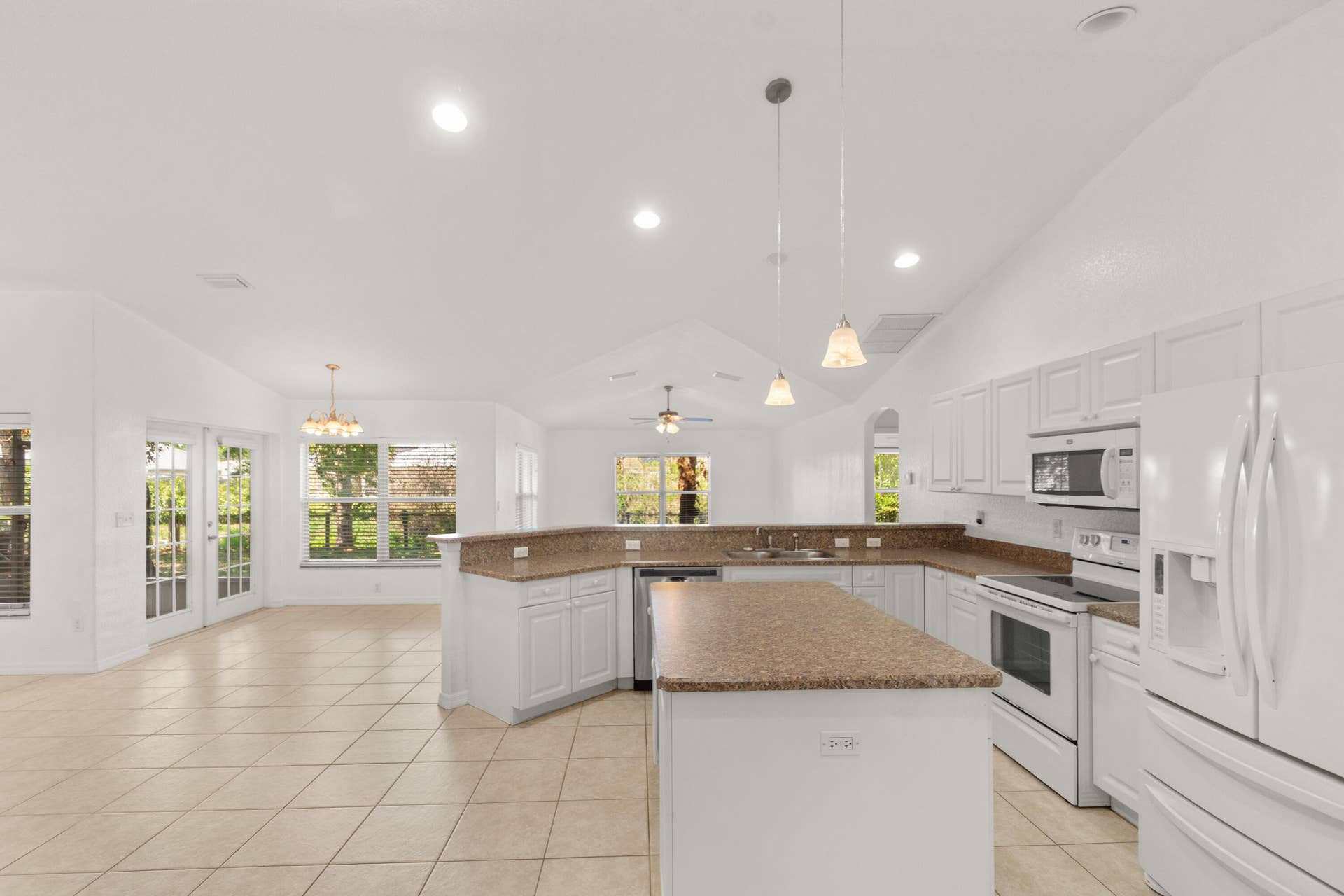 619 CARNIVAL Terrace, Sebastian, FL 32958 Image00022
