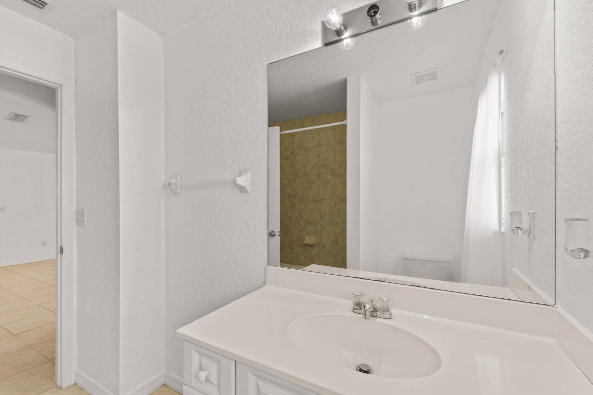 619 CARNIVAL Terrace, Sebastian, FL 32958 Image00035