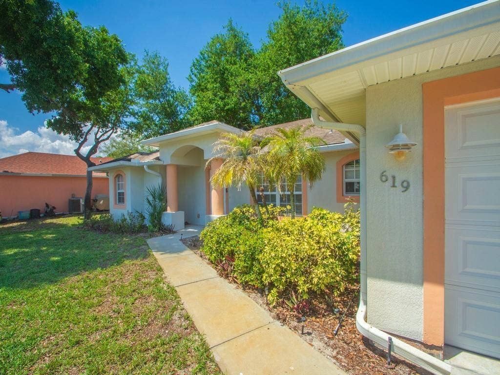 619 CARNIVAL Terrace, Sebastian, FL 32958 33