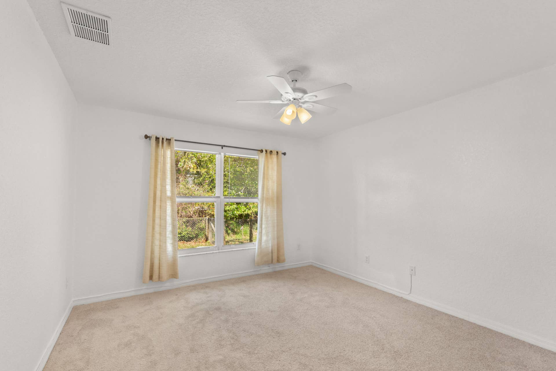 619 CARNIVAL Terrace, Sebastian, FL 32958 Image00032