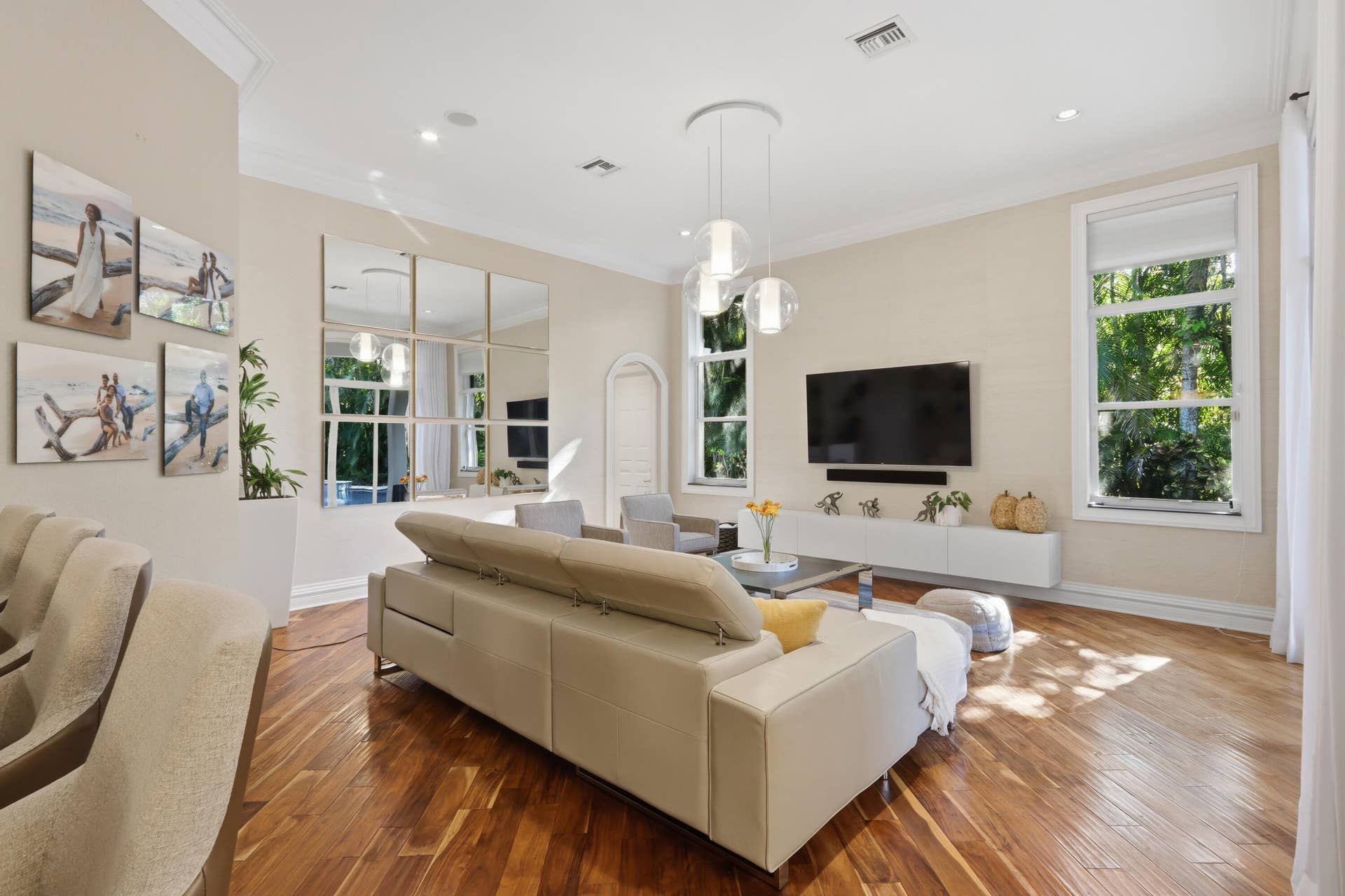 1580 VICTORIA ISLE Way, Weston, FL 33327 Living Room