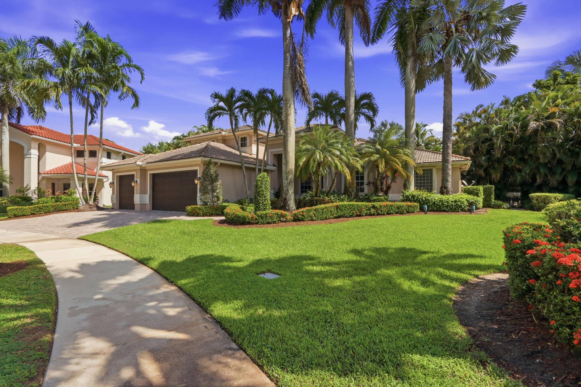 1580 VICTORIA ISLE Way, Weston, FL 33327 Front of Home