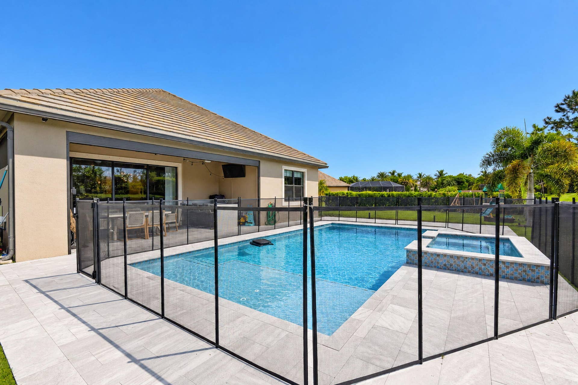 4637 Siena Circle, Wellington, Wellington, FL 33414 Pool