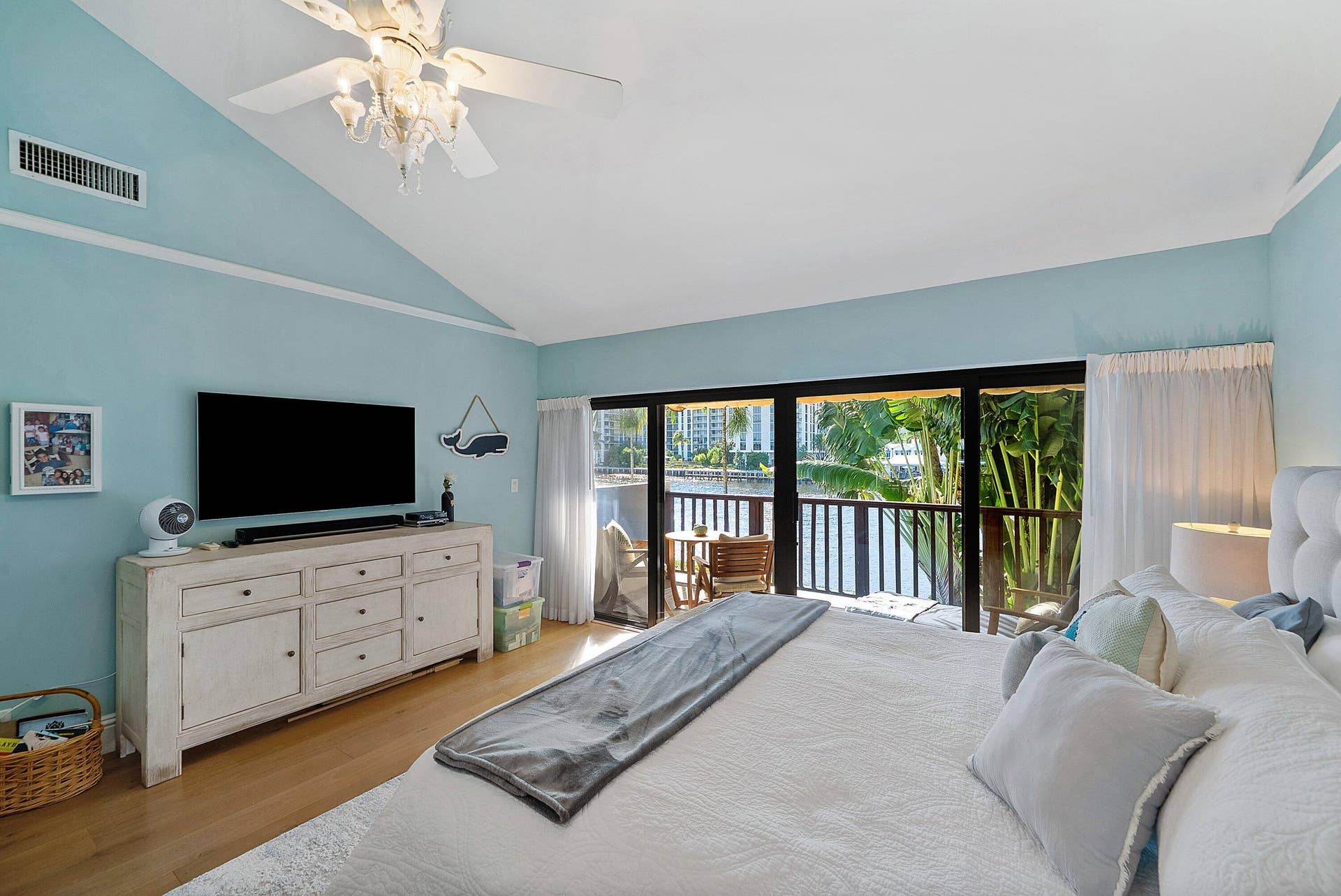 5598 N Ocean Boulevard, Ocean Ridge, FL 33435 030-5598NorthOceanBoulevard-44H-OceanRid