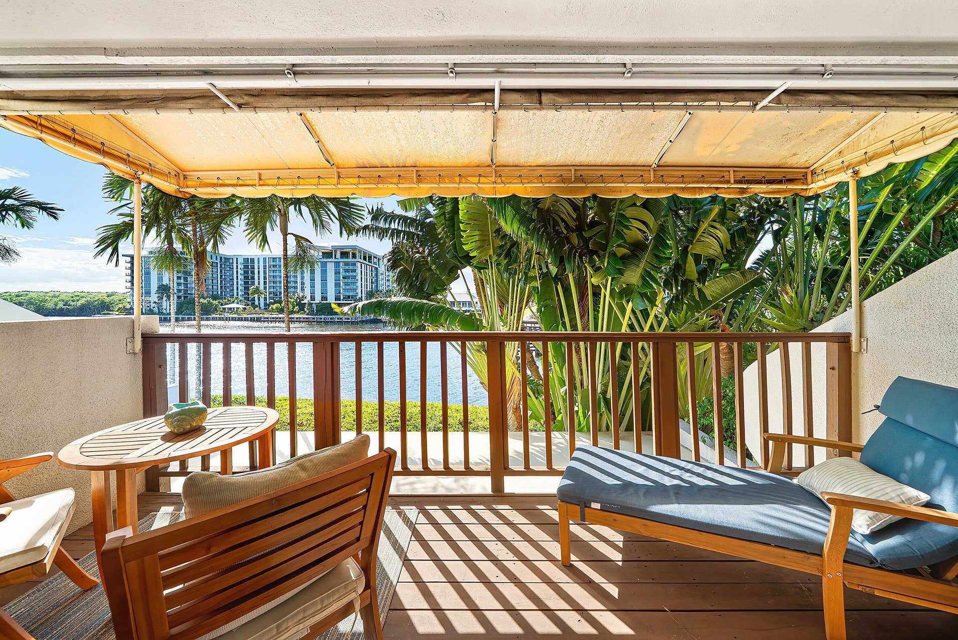 5598 N Ocean Boulevard, Ocean Ridge, FL 33435 032-5598NorthOceanBoulevard-44H-OceanRid