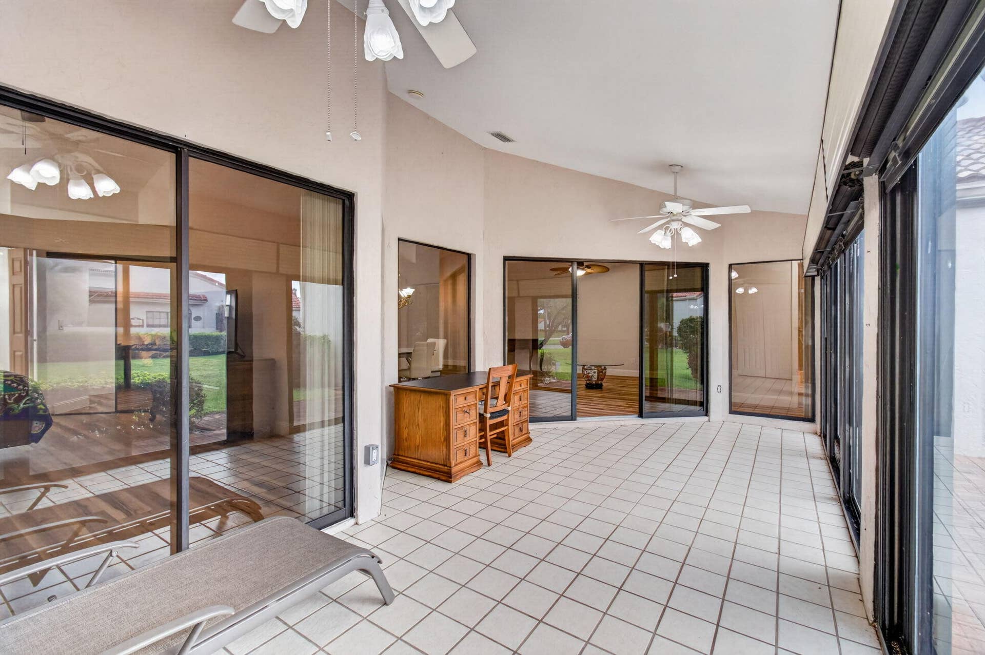 5887 PARKWALK Circle W, Boynton Beach, FL 33472 LANAI