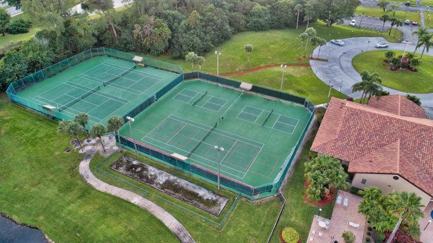 5887 PARKWALK Circle W, Boynton Beach, FL 33472 Aberdeen Tennis Courts