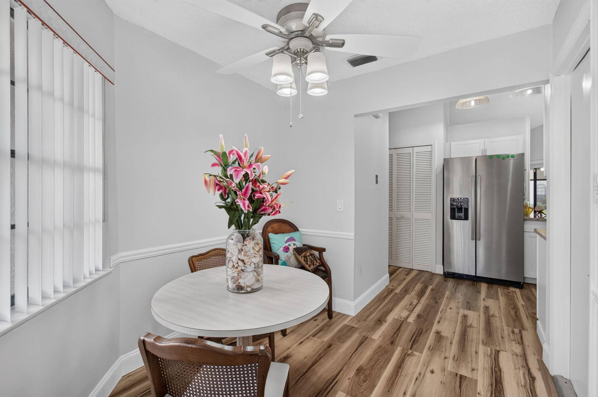 5887 PARKWALK Circle W, Boynton Beach, FL 33472 BREAKFAST AREA