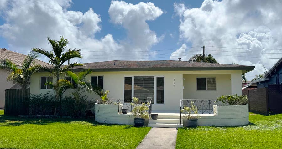 Property photo for 222 SE 2ND Terrace, Dania Beach, FL